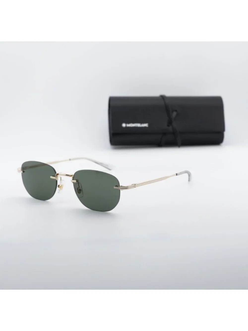 Montblanc model mb0303s